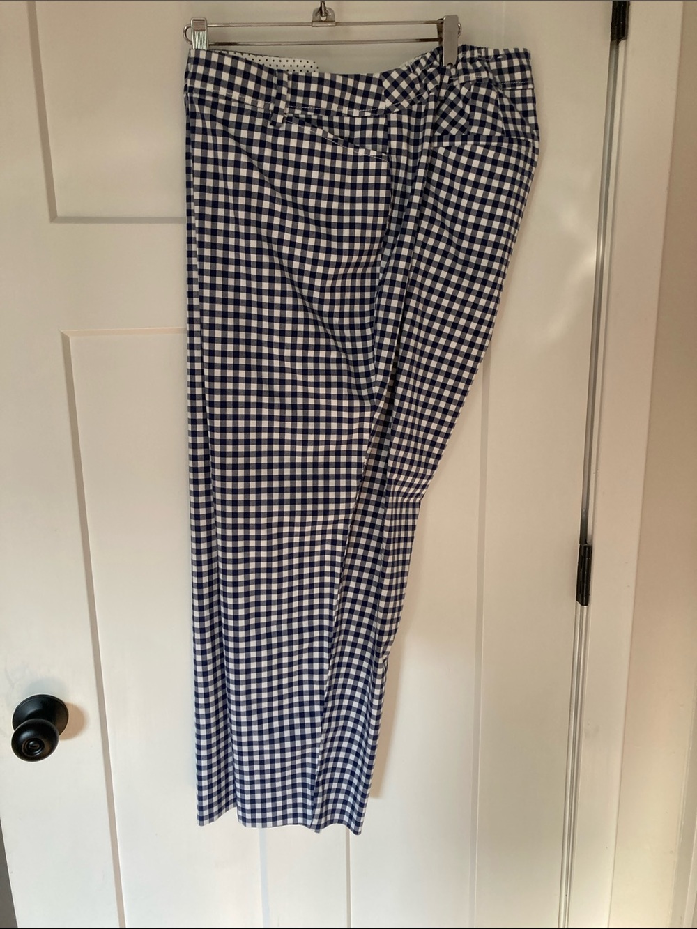 Talbots Capri pants - Picture 2 of 3